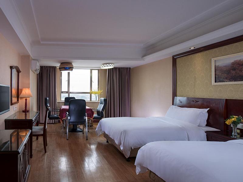 Vienna Hotel Dongguan Chang'An Mid Zhen'An Road 외부 사진