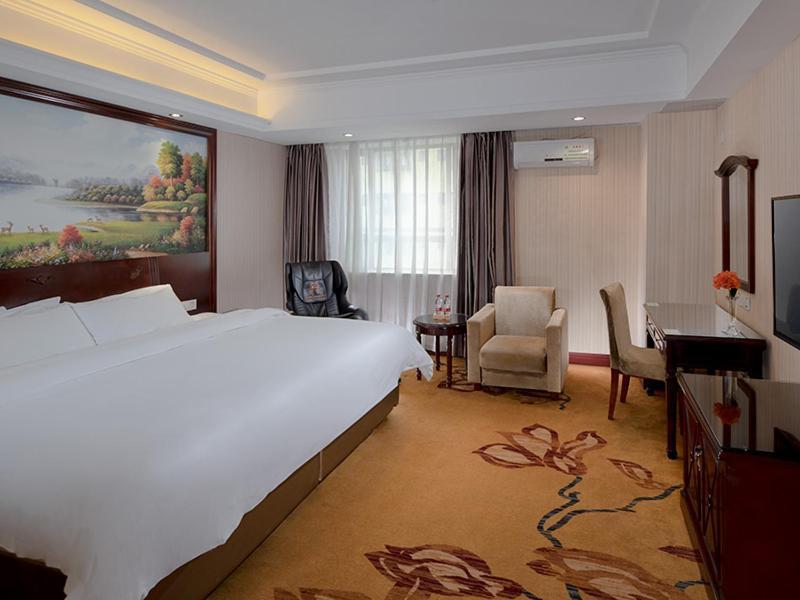 Vienna Hotel Dongguan Chang'An Mid Zhen'An Road 외부 사진